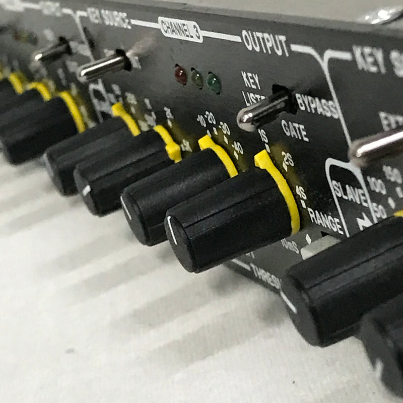 Drawmer DS404 4-Channel Frequency Sensitive Noise Gate w/ Variable Hi-Pass and Lo-Pass Filters - DEMO